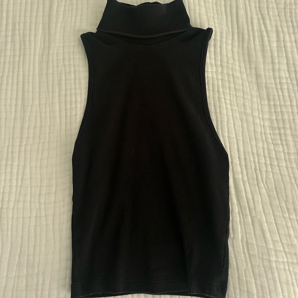 Zara Women’s Black Ribbed Turtleneck Tank Top